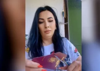 Trendul periculos al pașapoartelor tăiate: ce riscă românii care distrug documente oficiale