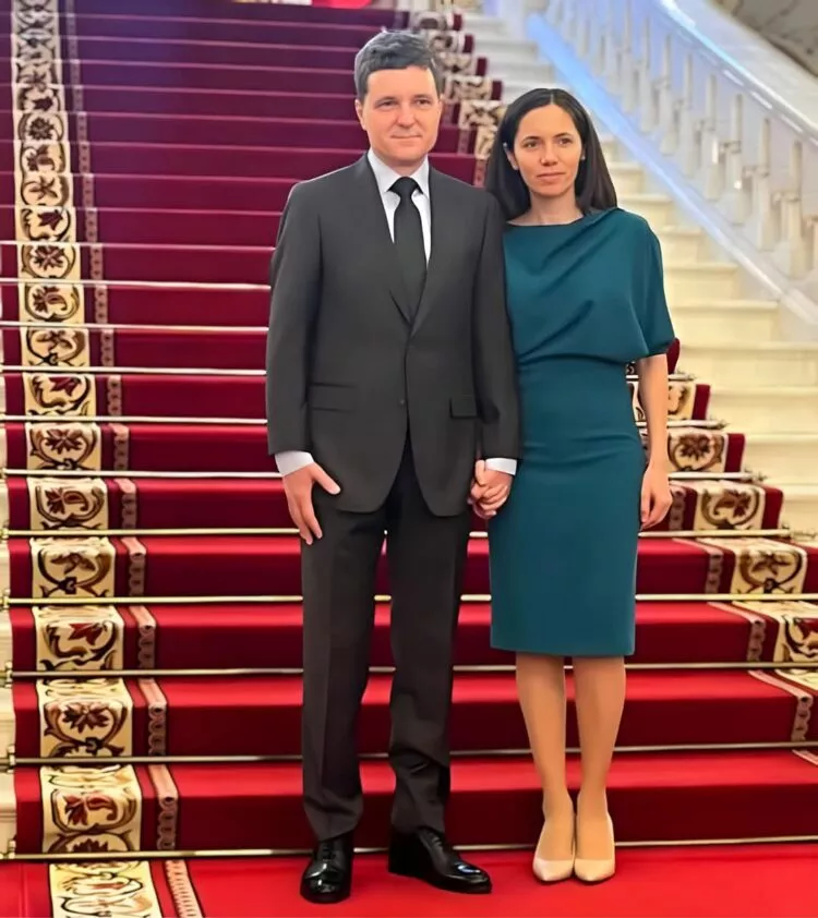 Cine este Mirabela Grădinaru, partenera discretă a lui Nicușor Dan: O relație de aproape 20 de ani, bazată pe încredere și echilibru