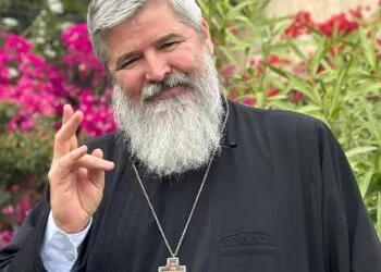 Este păcat să speli hainele la mașină duminica? Ce spun preoții despre această practică și care este excepția acceptată