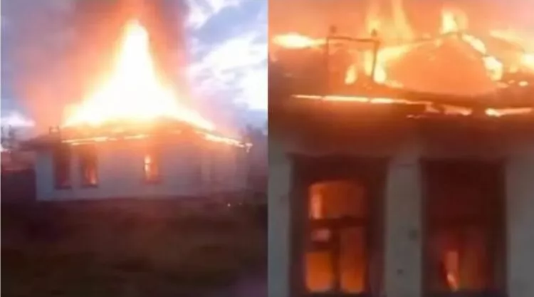 Atac cu drone rusești în Ucraina: Gara din Cernăuți, cuprinsă de flăcări după o serie de explozii