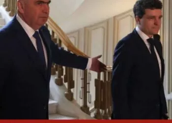 Tensiuni în negocierile pentru formarea Guvernului: Divergențe între Nicușor Dan și Ilie Bolojan pe tema TVA