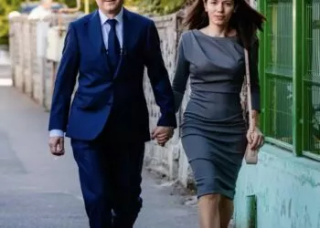 Nuntă prezidențială în România? Cozmin Gușă anunță căsătoria lui Nicușor Dan cu Mirabela Grădinaru