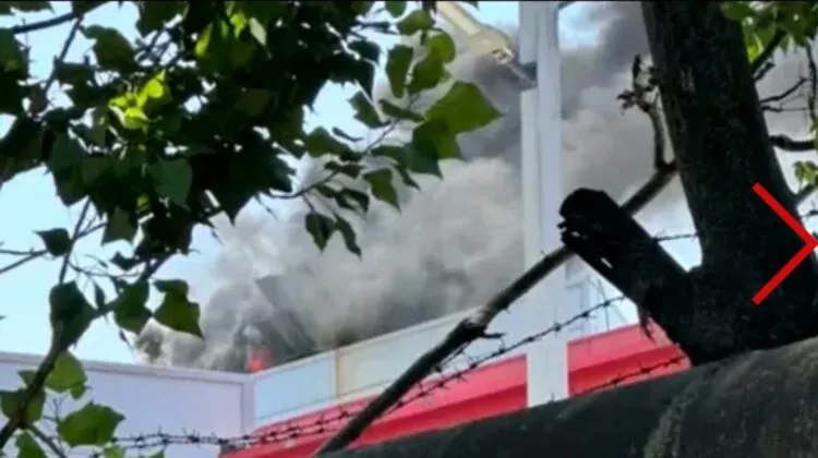 Incendiu de amploare la AFI Cotroceni! Flăcări uriașe și intervenție de urgență pe terasa mall-ului din București