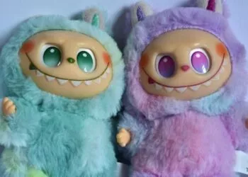 Labubu, jucăria misterioasă care a cucerit internetul: ce este, cine a creat-o și cât costă