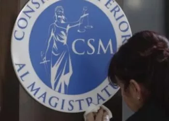 Scandal între CSM și Guvern pe tema pensiilor magistraților. Consiliul acuză „simulare de consultare”, iar premierul Bolojan propune reforme dure