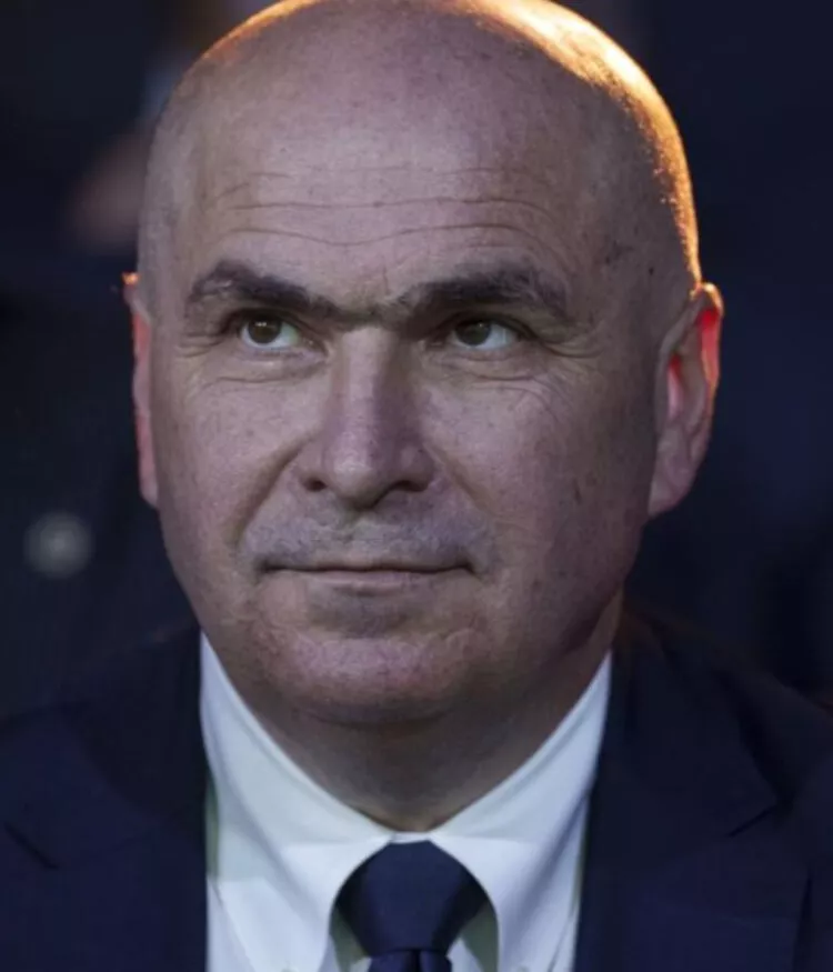 Reformă drastică în sectorul public: Guvernul pregătește concedieri masive, reducerea programului de lucru și creșterea TVA