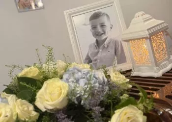 Tragedie în Gorj: Un copil de 3 ani a murit după ce a fost lovit de o mașină în Bumbești-Jiu. Mama îndurerată i-a transmis un mesaj sfâșietor