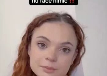 Caz revoltător în Timișoara: Tânără de 23 de ani acuză autoritățile că o lasă pradă tatălui violent, deși acesta poartă brățară electronică