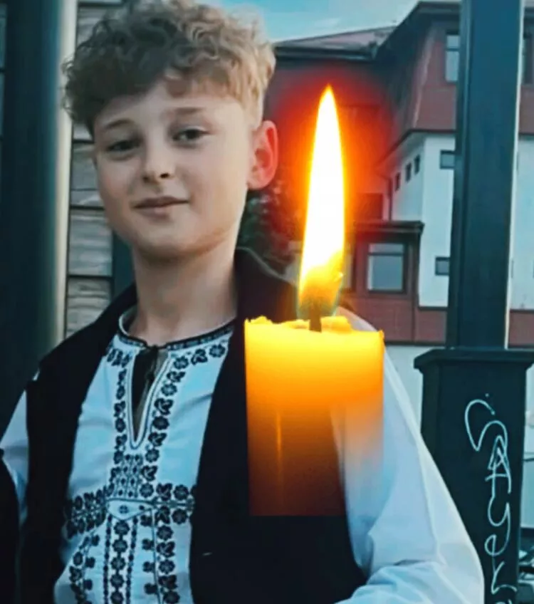 Tragedie în Sibiu: Denis, un băiat de 13 ani, a murit după trei săptămâni de la un accident cu trotinetă electrică