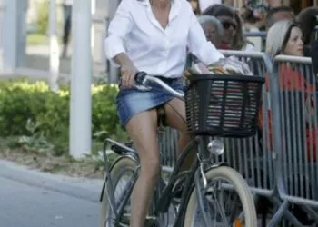 Brigitte și Emmanuel Macron dau în judecată o influenceriță americană pentru acuzații false: vor aduce dovezi în instanță