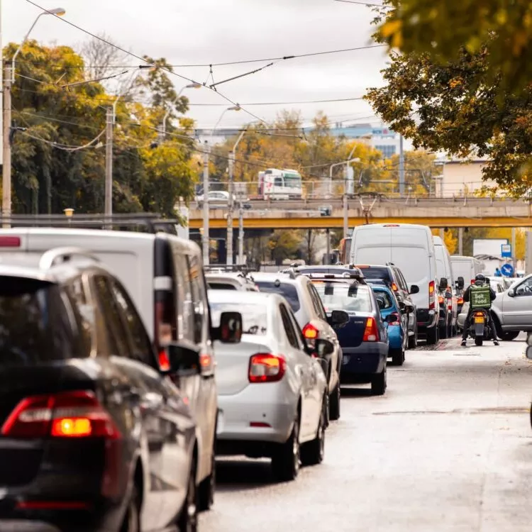 Taxă de acces în București pentru mașinile din alte județe: proiect de rovinietă urbană propus la Primăria Capitalei