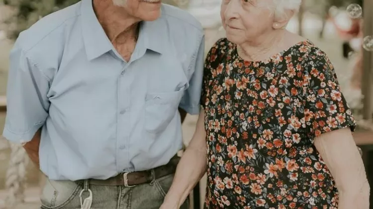 Viața după 35 de Ani de Muncă: Pensia Primită de Angajații cu Salariul Minim