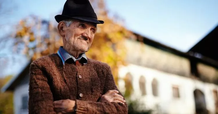 Veste bună pentru pensionari: Sute de mii de români ar putea primi pensii mai mari la finalul anului 2025