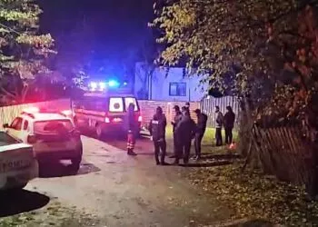 Crimă șocantă în Teleorman: Mihaela, mamă a trei copii, ucisă cu 15 lovituri de cuțit chiar în fața bisericii de fostul soț. Avea ordin de protecție