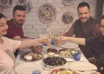 Scandal în showbiz: Gabriela Cristea și Tavi Clonda în Război cu Nașii Cristina Șișcanu și Mădălin Ionescu? Acuzații de Trădare și Copiere de Conținut