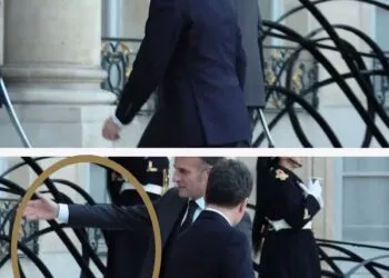 Moment stângaci la Palatul Élysée: Nicușor Dan, surprins de fotografi în timpul vizitei oficiale în Franța