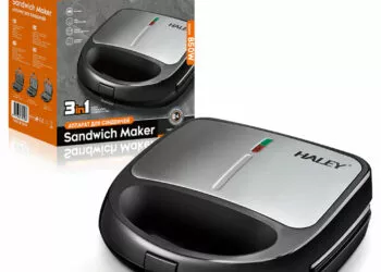 Rețetă simplă și inedită: Sandviș cald cu brânză, pesto și piept de pui – gata în 5 minute