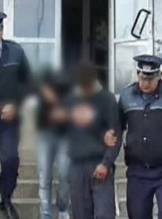Doi minori, de 14 și 17 ani, cercetați pentru tâlhărie calificată în Constanța