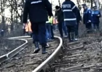 Român decedat după ce s-a aruncat în fața unui tren