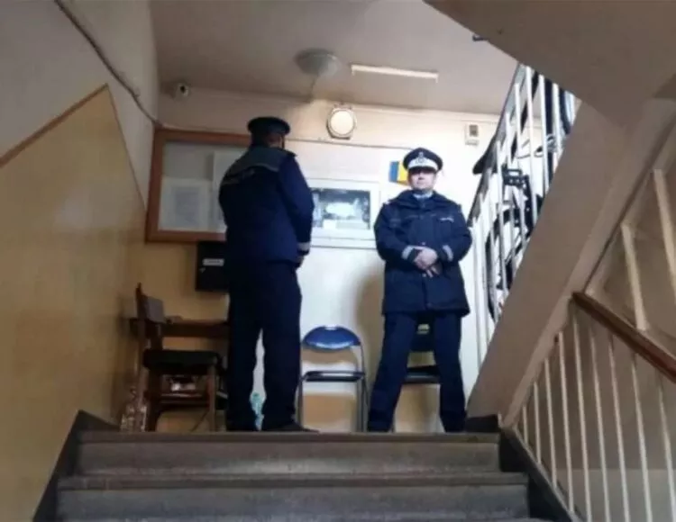 Atenție la numărul de persoane din apartament!