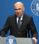 Românii cu credite la bancă, protejați prin lege. Executarea silită, ultima soluție