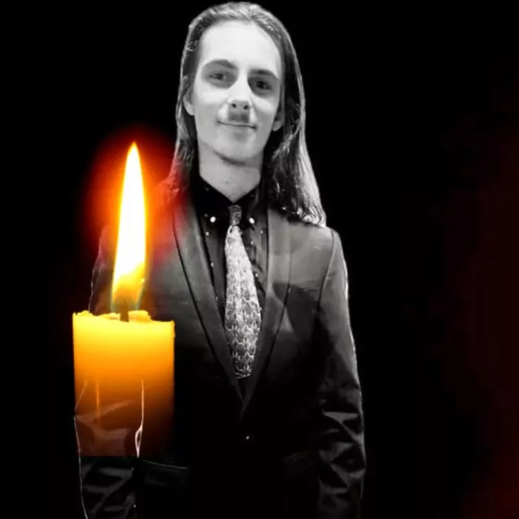 Tragedie la metroul din București: un tânăr de 22 de ani a murit după ce s-a aruncat în fața trenului, la Piața Unirii 2