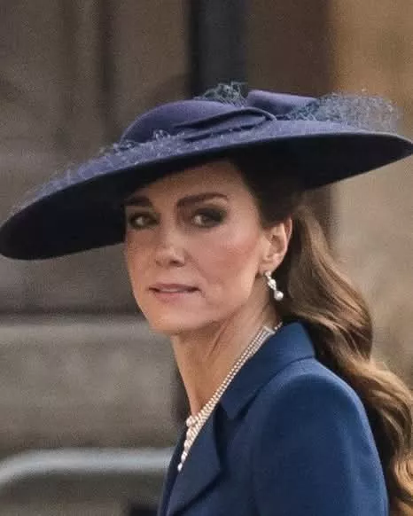 Catherine, Princess of Wales, apariție neobișnuită într-un templu hindus. Detaliul observat de admiratori