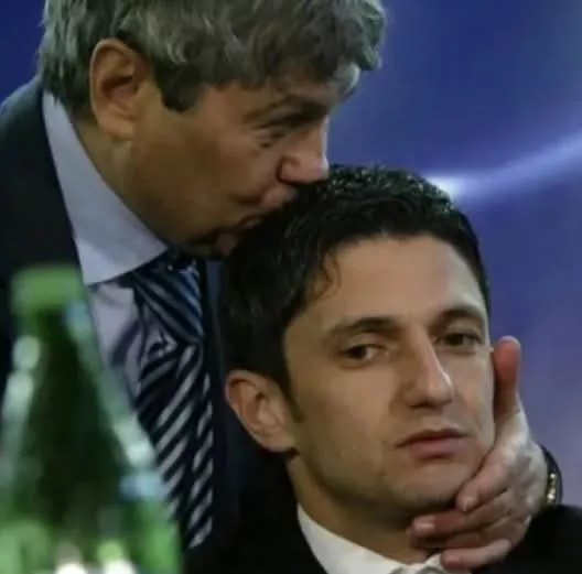 Răzvan Lucescu, gest emoționant după moartea tatălui său Mircea Lucescu. Reacția care a îndurerat lumea sportului