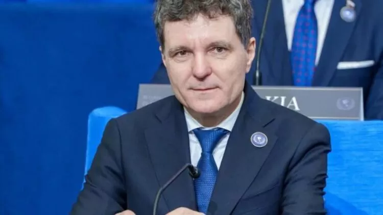 Președintele exclude scenariile politice extreme în actuala criză