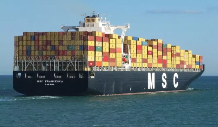 Cetățeni români, blocați pe o navă reținută de autoritățile iraniene