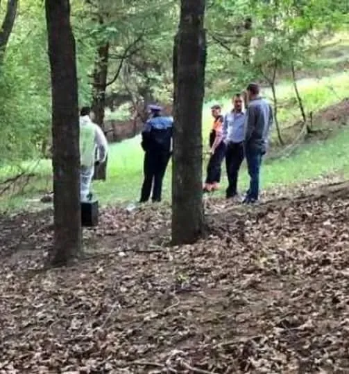 Descoperire șocantă în Maramureș: craniu și rămășițe umane găsite pe un câmp