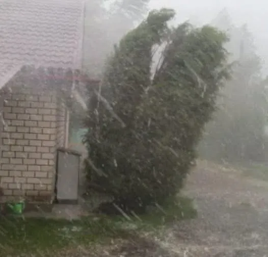 România, schimbare bruscă a vremii. După caniculă vin furtuni, vijelii și o răcire de până la 10 grade
