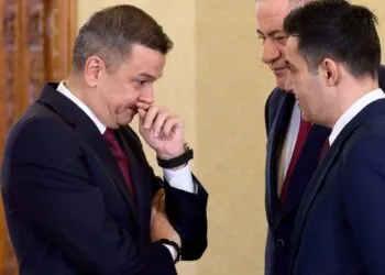 Urmează negocieri decisive pentru Guvernul Mureșan