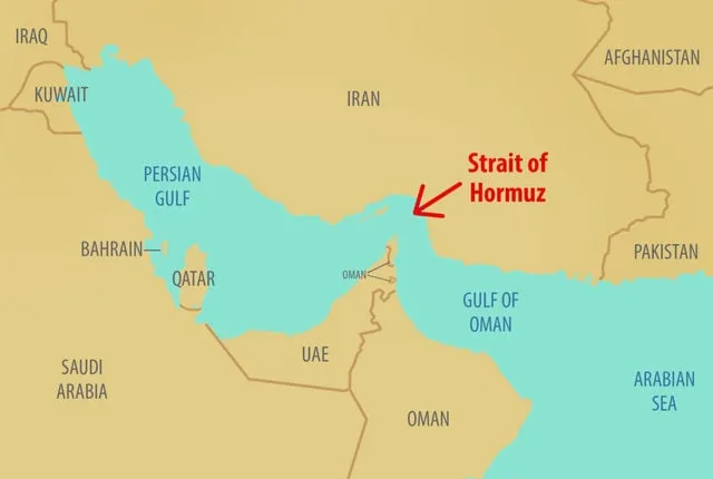 Iranul spune că patru petroliere au luat foc după ce au lovit mine în Ormuz