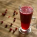Sucul pur de merișoare reduce cu 44% creșterea bacteriilor din placa dentară, arată un studiu mic