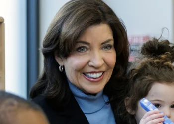 Nicki Minaj cere votul pentru republicanul Bruce Blakeman și o critică pe Hochul