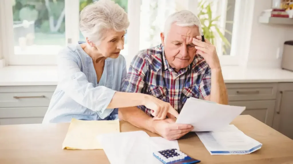 pensionari, pensii, documente, facturi