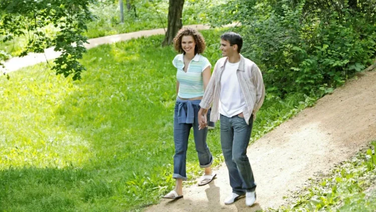 Șase obiceiuri de seară care pot susține controlul colesterolului