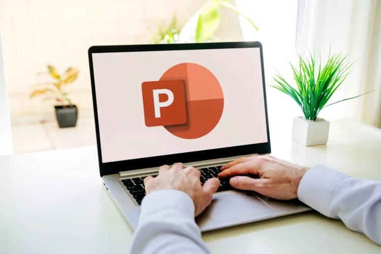 Transformi un document Word în prezentare PowerPoint, fără copiere manuală