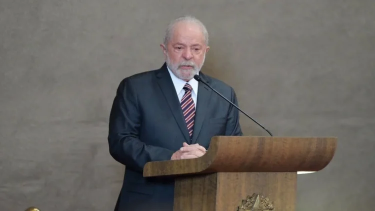 Lula da Silva câștigă al patrulea mandat în Brazilia, cu 51,76% din voturi