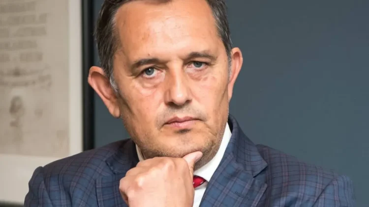 Impozitele pe locuințe ar putea crește din 1 ianuarie 2027, avertizează Piperea