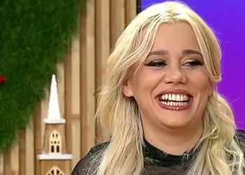 ChatGPT i-a dat Anisiei Gafton 42 de ani, deși are 39. Laura Pascu explică de unde vin erorile