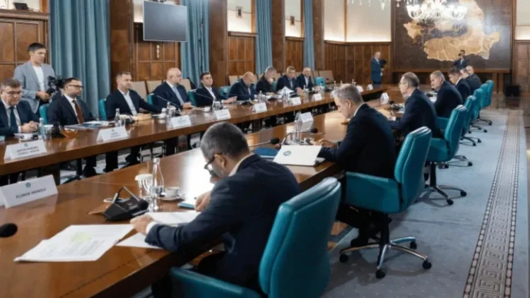 Dineul din Qatar revine pe masa Guvernului, cu 250.000 de lei prevăzuți