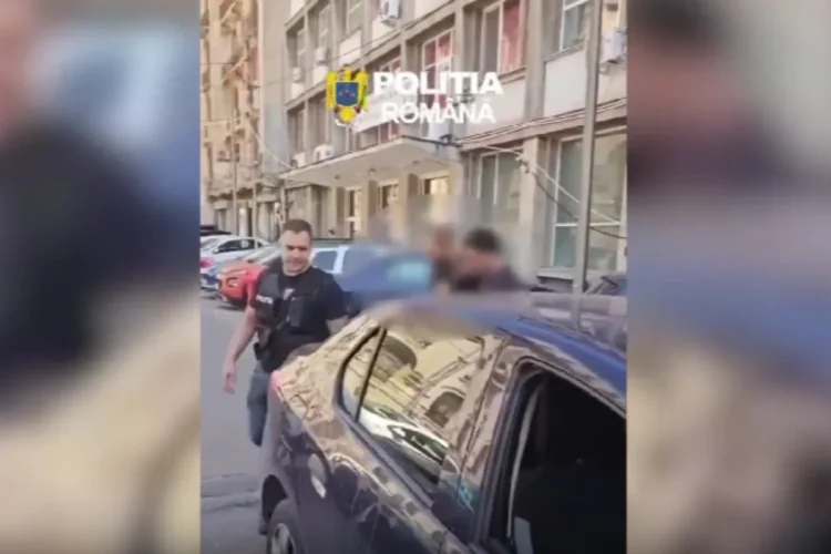 Gemenii de 5 luni răpiți în Capitală au fost salvați și înapoiați mamei