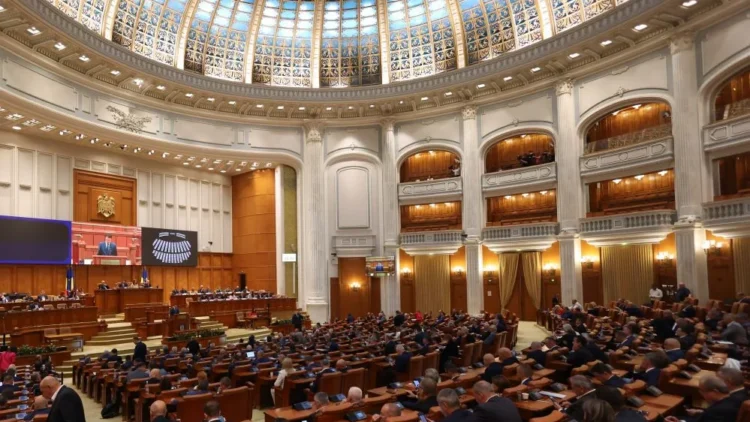Dacă alegerile ar fi duminica viitoare, 35% ar vota cu AUR, iar 26% cu PSD, arată Avangarde
