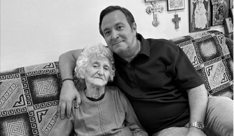 Ce a făcut Daniel Buzdugan cu jumătate de oră înainte ca mama lui să moară: A fost atât de tulburător! În momentul în care pleacă al doilea părinte este un cutremur