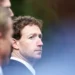Membri ai consiliului Meta ar fi amenințat cu demisia dacă Zuckerberg insistă la majorare