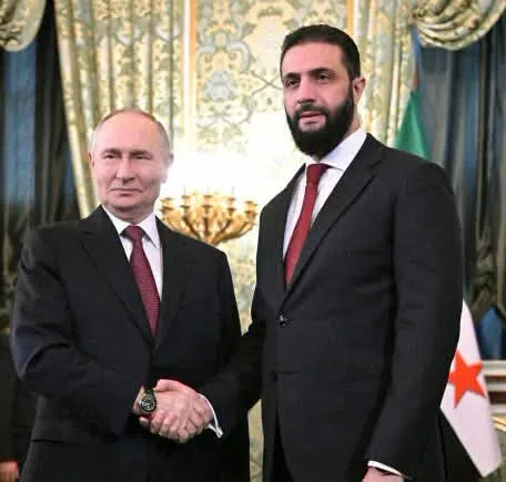 Rusia își schimbă prezența militară în Siria
