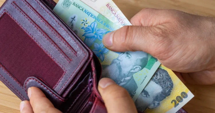 CCR analizează dacă plata CASS pentru pensiile de peste 3.000 de lei este constituțională