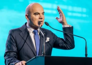 Rareș Bogdan spune că PNL are nevoie de un alt lider și ar fi vrut alegeri anticipate